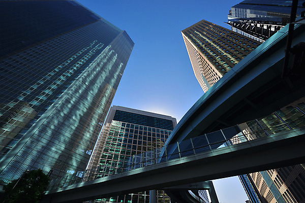 포토 JPG 주간 로우앵글 하늘 풍경 사람없음 야외 고층빌딩 도시 고가도로 국내포토 자연요소 뷰포인트 빌딩 고속도로 파일형식