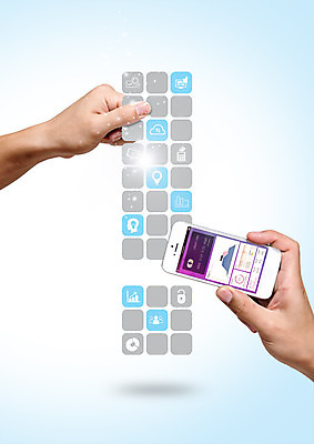 PSD 편집 편집이미지 손 비즈니스 그래프 한손 들기 두명 신체부위 스마트폰 느낌표 이미지편집 기호 모션 사람 핸드폰 스마트기기 파일형식