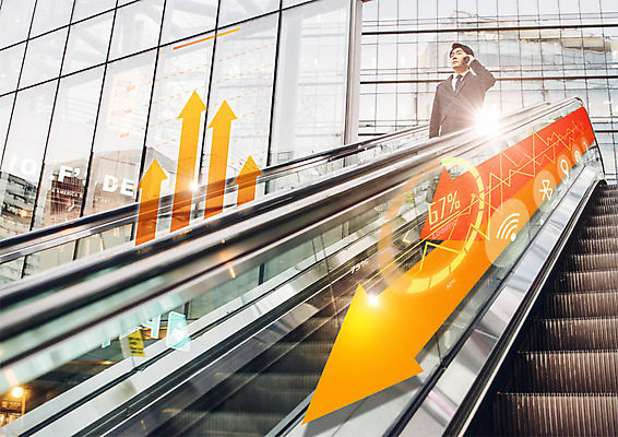 PSD 편집 편집이미지 남자 화살표 비즈니스 그래프 한명 빌딩 상반신 20대 성인 스마트폰 한국인 비즈니스맨 하락 상승 에스컬레이터 통화 홀로그램 이미지편집 1 컨셉 모션 사람 동양인 청년 건물 핸드폰 스마트기기 직장인 파일형식