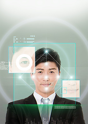 PSD 편집 편집이미지 남자 비즈니스 정보기술 한명 상반신 20대 성인 디지털 한국인 비즈니스맨 입 눈동자 스마트 홀로그램 홍채인식 4차산업 이미지편집 1 산업 컨셉 기술 사람 동양인 청년 신체부위 눈_신체부위 직장인 생체인식기술 파일형식