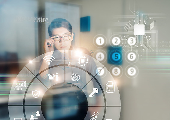 PSD 편집 편집이미지 남자 안경 열쇠 사람모양 정보기술 한명 상반신 20대 성인 디지털 한국인 비즈니스맨 암호 회로판 반도체 지문 터치스크린 홀로그램 4차산업 이미지편집 모양 1 잡화 산업 비즈니스 기술 사람 동양인 청년 직장인 파일형식