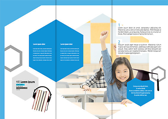 PSD 템플릿 표지디자인 북디자인 출판디자인 여자 교육 내지 어린이 리플렛 북커버 학사모 3단접지 웃음 소녀 팜플렛 상반신 두명 책 손들기 헤드폰 한국인 발표 책상 이미지템플릿 모자_잡화 음향기기 가구 졸업 모션 표정 사람 동양인 파일형식