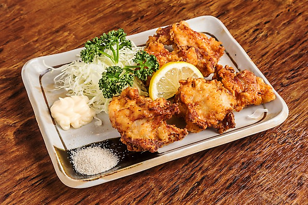 포토 JPG 접시 음식 실내 파슬리 사람없음 치킨 튀김 레몬 양배추 소금 일본음식 국내포토 식기 채소 과일 내부 닭고기요리 파일형식