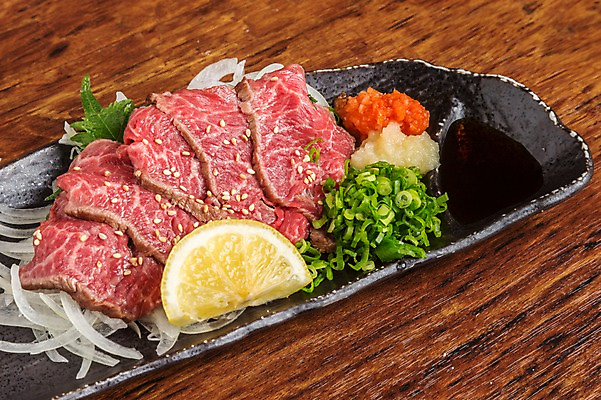 포토 JPG 접시 생고기 사람없음 소고기 레몬 간장 파 육회 국내포토 식기 채소 과일 육류 양념 파일형식