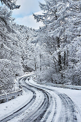 포토 JPG 주간 나무 구름 설경 겨울 자연 하늘 풍경 사람없음 야외 일본 원근감 눈 커브길 숲 겨울풍경 국내포토 자연요소 식물 계절 아시아 도로 뷰포인트 날씨 생태계 파일형식