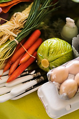 포토 JPG 포크 채소 식재료 사람없음 아웃포커스 계란 당근 양배추 쪽파 국내포토 식기 뿌리채소 촬영기법 알 파 파일형식