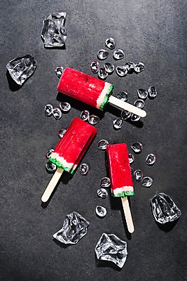 포토 JPG 스튜디오촬영 백그라운드 과일 아이스크림 여름음식 수박 실내 사람없음 여름 하이앵글 얼음 막대아이스크림 제철음식 제철과일 과채 국내포토 자연요소 계절 음식 뷰포인트 채소 디저트 내부 제철 파일형식 여름_계절