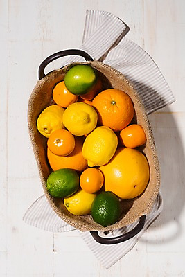 포토 JPG 스튜디오촬영 백그라운드 오렌지 과일 귤 실내 사람없음 하이앵글 바구니 천 자몽 라임 제철과일 국내포토 뷰포인트 내부 직물 제철 파일형식