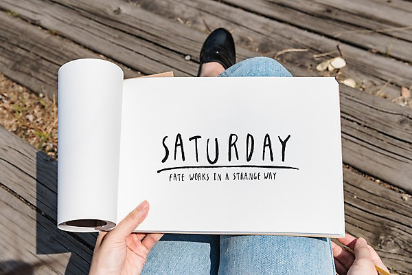 주간 PSD 편집이미지 캘리그라피 한명 들기 야외 공책 하반신 목업 이미지편집 자연요소 1 모션 문구용품 사람 파일형식