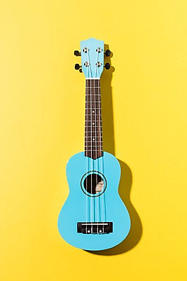 포토 JPG 스튜디오촬영 악기 컬러 하늘색 실내 사람없음 컬러풀 노란색 우쿨렐레 국내포토 음악 현악기 내부 파란색 파일형식