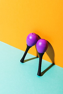 포토 JPG 스튜디오촬영 악기 컬러 실내 그림자 사람없음 컬러풀 마라카스 국내포토 음악 타악기 내부 파일형식