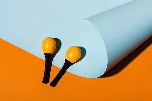 포토 JPG 스튜디오촬영 종이 악기 컬러 실내 사람없음 컬러풀 마라카스 국내포토 음악 타악기 내부 파일형식