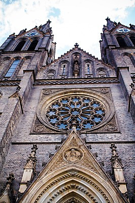 포토 JPG 주간 구름 해외풍경 해외 유럽 고건축 유럽풍경 하늘 풍경 사람없음 야외 성당 체코 프라하 동유럽 국내포토 자연요소 건축물 나라 종교건축 파일형식