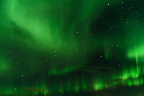 포토 JPG 해외풍경 유럽 별 야경 유럽풍경 자연 밤하늘 아이슬란드 사람없음 야외 야간 오로라 국내포토 자연요소 해외 나라 자연현상 하늘 풍경 생태계 파일형식 풍경_경치