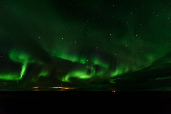 포토 JPG 해외풍경 유럽 별 야경 유럽풍경 자연 밤하늘 아이슬란드 사람없음 야외 야간 오로라 국내포토 자연요소 해외 나라 자연현상 하늘 풍경 생태계 파일형식 풍경_경치