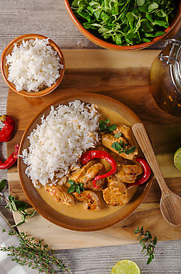 포토 JPG 해외이미지 전통 접시 백그라운드 토마토 밥 건강 육류 요리 동양인 사람없음 목재 빨간색 초록색 식당 식사 저녁식사 치킨 중국 튀김 흰색 시골 뜨거움 사발 고수 맛 인도인 유기농 매움 라임 카레 버터 양고기 점심식사 마살라 바이오 인기 방식 해외202004 해외포토 외국인 나무 식기 웰빙 아시아 음식 컬러 컨셉 채소 과일 식재료 재료 인종 상점 사기그릇 향신료 닭고기요리 파일형식 이미지허브