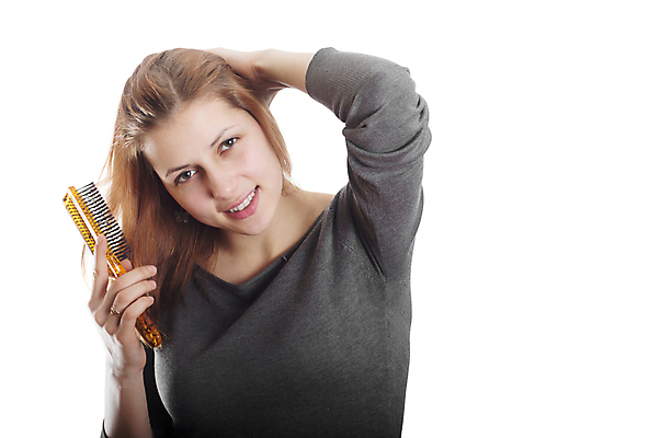 포토 JPG 해외이미지 백인 헤어스타일 여자 얼굴 모션 건강 한명 소녀 옆모습 머리 유행 표현 붓 머리빗 미용사 날씬함 고립 적자 직진 해외202004 해외포토 서양인 직업 1 어린이 뷰포인트 사람 신체부위 미용용품 몸매 파일형식 이미지허브