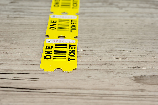 포토 JPG 해외이미지 1 공원 종이 2 놀이 이벤트 사람없음 축제 콘서트 게임 우승 티켓 도박 구매 서커스 자르기 영화관 극장 입장 상패 필름 영화 시작 그림 쿠폰 기회 쇼 담배꽁초 가치 통과 공평 승자 자선단체 해외202004 해외포토 공공시설 모션 문화예술 담배 쇼핑 공연 최고 그룹 상_우승 자선 파일형식 이미지허브