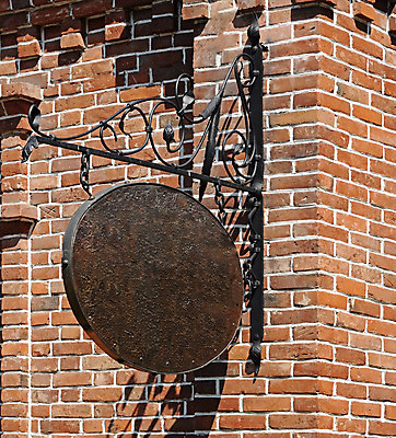 포토 JPG 해외이미지 접시 디자인 벽 무늬 표시 날씨 벽돌 간판 광고판 매달리기 미술 사람없음 장식 꼬리표 라벨 손상 수확 골동품 표지판 역사 이름표 철 사인 부식 복고 먼지 시트 그런지 옛날 전설 레터링 스타일 해외202004 해외포토 식기 컨셉 농업 모션 문화예술 프레임 알림판 판 파일형식 이미지허브