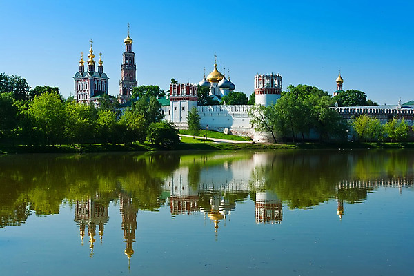 포토 JPG 해외이미지 나무 전통 기독교 종교 문화 호수 벽 여행 십자가 건축양식 사람없음 초록색 물 여름 반사 성당 교회 탑 연못 성 역사 황금 러시아 수도원 러시아인 모스크바 수녀원 해외202004 해외포토 자연요소 서양인 식물 건축물 계절 건축 유럽 컬러 종교건축 건물 파일형식 이미지허브