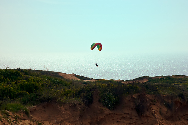 포토 JPG 해외이미지 스포츠 하늘 매달리기 취미 사람없음 파란색 컬러풀 경쟁 가을 비행 위험 지중해 스카이다이빙 고도 낙하산 글라이더 무료 이스라엘 착륙 해외202004 해외포토 계절 바다 컬러 컨셉 모션 익스트림스포츠 서아시아 파일형식 이미지허브
