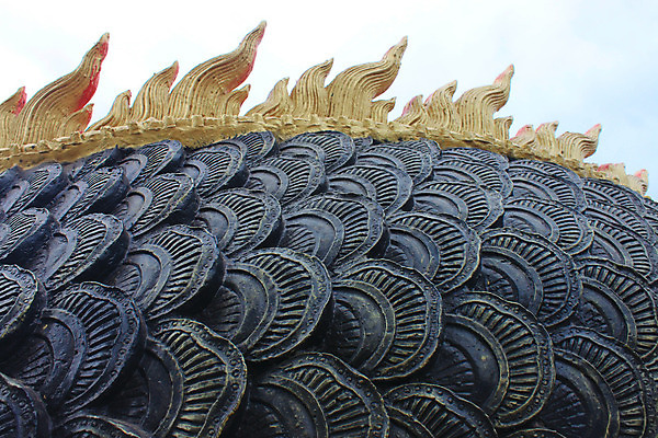 포토 JPG 해외이미지 동물 전통 아시아 종교 문화 조각 여행 백그라운드 패턴 건축양식 태국 자연 저울 미술 경비 동양인 사람없음 장식 빨간색 초록색 파란색 컬러풀 조각상 검은색 축제 중국 힘 흰색 용 축하 사찰 보호 심볼 묘사 질감 신성 공상 숭배 옛날 이국적 해외202004 해외포토 건축 나라 컬러 컨셉 무늬 종교건축 문화예술 안전 인종 조형물 생태계 파일형식 이미지허브