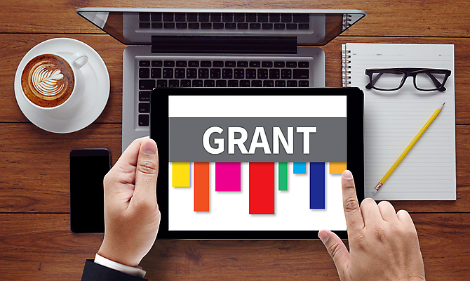 포토 JPG 해외이미지 과학 백그라운드 돈 문구용품 선물 사람없음 금융 파란색 컬러풀 사무실 노란색 3D 검은색 반지 작업 어플리케이션 소프트포커스 문서 파일 투자 폴더 바인더 발견 기부 명예 경영 등급 승인 제어 지원 프로젝트 학자 헬프 장학금 해외202004 해외포토 직업 컬러 비즈니스 장신구 촬영기법 경제 사무용품 도움 재산 디지털합성 오브젝트 파일형식 지원금 이미지허브