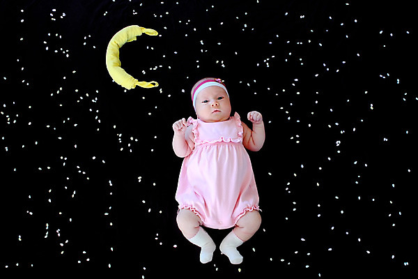 포토 JPG 해외이미지 응시 남자 행복 감정 별 어린이 장난 건강 한명 사람 앉기 소년 육아 달 흰색 표현 아기 신생아 달콤 칫솔 매끈함 시원함 피부 만족 기저귀 부드러움 리빙 걸음마 고립 위생관리 해외202004 해외포토 자연요소 1 시선 컬러 모션 관리 신체부위 위생용품 아기용품 감각 맛 파일형식 이미지허브