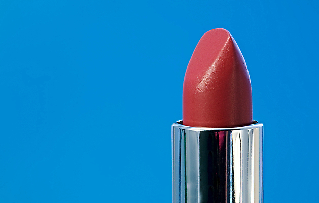 포토 JPG 해외이미지 기술 사람없음 빨간색 유행 페인트 화장품 립스틱 흰색 화려 고급 상품 소중 입술 광택 튜브 갸우뚱 사춘기 실린더 스타일 해외202004 해외포토 컬러 컨셉 모션 신체부위 뷰티 파일형식 이미지허브