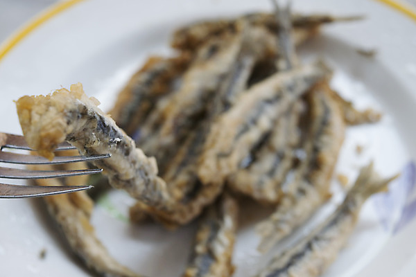 포토 JPG 해외이미지 음식 어류 사람없음 식사 튀김 맛 밀가루 빵가루 해외202004 해외포토 컨셉 수중동물 가루 파일형식 이미지허브