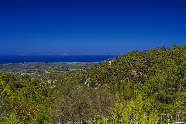 포토 JPG 해외이미지 모래 바다 여행 백그라운드 자연 하늘 휴가 산 파노라마 풍경 사람없음 야외 초록색 물 여름 파란색 햇빛 맑음 만 장면 터키석 해외202004 해외포토 자연요소 계절 컬러 날씨 촬영기법 태양 보석 생태계 파일형식 이미지허브