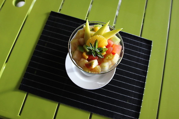 포토 JPG 해외이미지 그릇 식기 접시 포크 토마토 채소 의자 탁자 밥 양파 오이 새우 피자 육류 어류 사람없음 케이크 식당 숟가락 버섯 당근 카페 샐러드 면 칼 자르기 해산물 향신료 파인애플 올리브 소금 홍합 후추 해외202004 해외포토 열매 음식 가구 과일 식재료 모션 어패류 디저트 뿌리채소 패스트푸드 서양음식 수저 갑각류 상점 수중동물 열대과일 향미료 파일형식 이미지허브