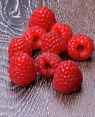 포토 JPG 해외이미지 음식 백그라운드 패턴 과일 사람없음 목재 빨간색 갈색 신선 달콤 상쾌 유기농 질감 날것 산딸기 베리 흙더미 건강식 고립 숙성 완벽 정물화 해외202004 해외포토 나무 웰빙 감정 컬러 컨셉 무늬 재료 흙 맛 그림 파일형식 더미 이미지허브