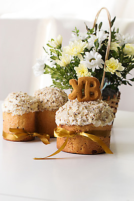 포토 JPG 해외이미지 전통 계절 음식 탁자 휴가 디저트 부활절 기념 선물 사람없음 장식 초록색 케이크 계란 축제 봄 흰색 축하 신선 달콤 아침식사 굽기 페스츄리 해외202004 해외포토 기념일 빵 컬러 가구 컨셉 알 식사 맛 구이 파일형식 이미지허브