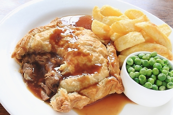 포토 JPG 해외이미지 전통 영어 겨울 탁자 잉글랜드 스테이크 사람없음 식사 저녁식사 소고기 튀김 감자튀김 굽기 완두콩 퍼프 점심식사 페스츄리 해외202004 해외포토 문자 계절 음식 빵 가구 영국 콩 감자 서양음식 육류 구이 파일형식 이미지허브