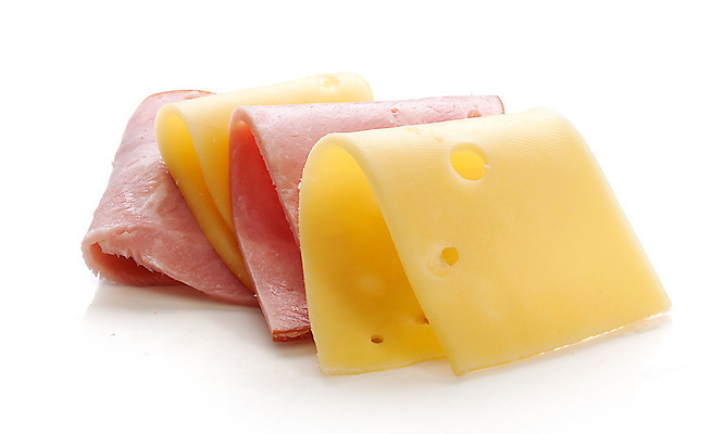 포토 JPG 해외이미지 클리핑패스 음식 조각 치즈 사람없음 빨간색 노란색 식사 맛 햄 성분 고립 접기 해외202004 해외포토 컬러 컨셉 모션 유제품 육류 파일형식 이미지허브