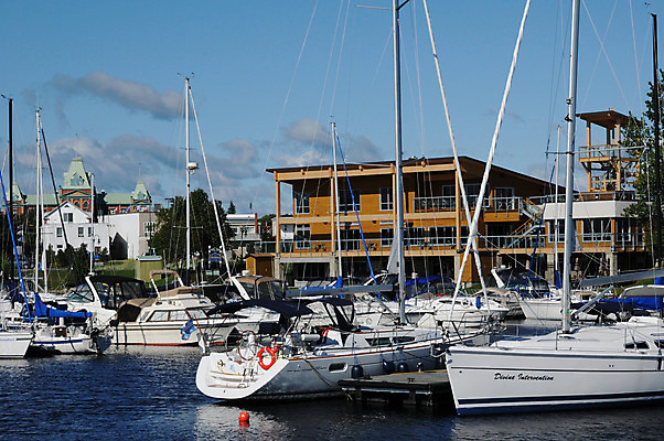 포토 JPG 해외이미지 캐나다 건축양식 주택 사람없음 물 관광지 마을 그림 해외202004 해외포토 자연요소 건축 여행 북아메리카 건물 파일형식 이미지허브