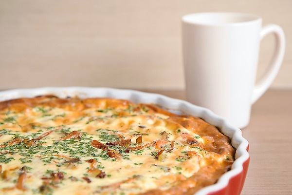 포토 JPG 해외이미지 접시 문화 음식 조각 다이어트 채소 양파 치즈 서브 파슬리 건강 요리 사람없음 장식 컵 빨간색 초록색 노란색 계란 식사 저녁식사 껍질 흰색 맛 아침식사 굽기 먹기 허브 햄 베이컨 레시피 부추 프랑스어 점심식사 입가심 채식주의자 페스츄리 해외202004 해외포토 식물 문자 식기 빵 컬러 컨셉 모션 유제품 육류 돼지고기 알 구이 채식 파일형식 이미지허브