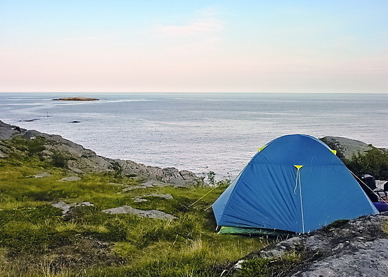 포토 JPG 해외이미지 섬 여행 자연 산 노르웨이 텐트 풍경 사람없음 야외 여름 환경 트래킹 캠핑 하이킹 추위 캠핑장 해외202004 해외포토 계절 유럽 레저 캠핑도구 생태계 파일형식 이미지허브