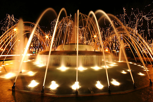 포토 JPG 해외이미지 전등 사람없음 물 램프 야간 분수 해외202004 해외포토 자연요소 조명 파일형식 이미지허브