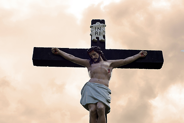 포토 JPG 해외이미지 실루엣 기독교 종교 백그라운드 컨셉 십자가 부활절 사람없음 조각상 바위 죽음 무덤 예수 영혼 심볼 묘사 아일랜드 천연기념물 종료 고딕 신앙심 옛날 해외202004 해외포토 기념일 유럽 촬영기법 조형물 돌_바위 신_종교 파일형식 이미지허브