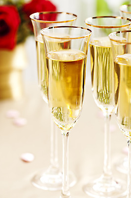 포토 JPG 해외이미지 모양 아이콘 기념일 꽃 리본 음료 분홍색 결혼 백그라운드 유리 휴가 기념 발렌타인데이 사랑 사람없음 장식 빨간색 초록색 여름 장미 파티 와인 흰색 하트 축하 생일 황금 샴페인 심볼 초대 해외202004 해외포토 식물 계절 감정 컬러 컨셉 데이이벤트 재질 주류 이벤트 파일형식 이미지허브