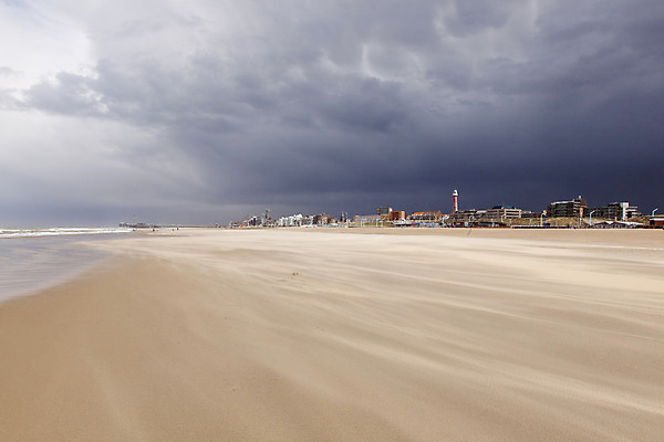 포토 JPG 해외이미지 구름 파도 바다 자연 하늘 바람 풍경 해변 사람없음 물 회색 가을 흰색 서핑 네덜란드 폭풍 폭풍우 해외202004 해외포토 자연요소 계절 유럽 컬러 날씨 수상스포츠 비_날씨 자연재해 생태계 파일형식 이미지허브