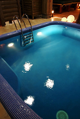 포토 JPG 해외이미지 나무 식물 라이프스타일 디자인 외관 잎 탁자 휴식 바닥 주택 수영장 실내 사람없음 내부 건물 목재 물 파란색 문 목장 휴게실 재산 고급 당구 빌라 타일 상쾌 조경 모자이크 사우나 교외 옛날 진짜 터키석 스타일 해외202004 해외포토 자연요소 건축물 감정 컬러 가구 컨셉 재료 생활 금융 구기 보석 파일형식 이미지허브