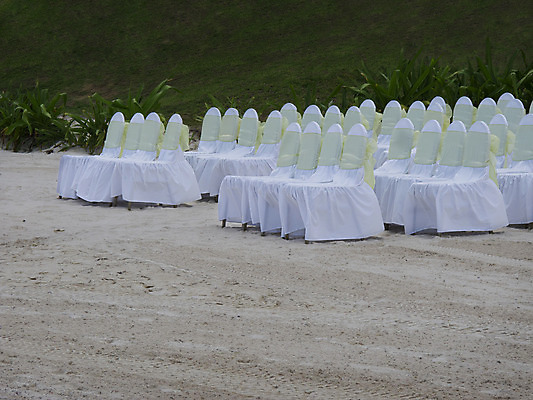 포토 JPG 해외이미지 모래 결혼 의자 관계 결혼식 남편 사랑 사람없음 야외 파티 아내 기회 해외202004 해외포토 감정 가구 이벤트 파일형식 이미지허브