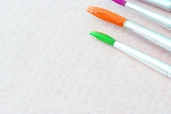 포토 JPG 해외이미지 디자인 교육 백그라운드 비즈니스 교실 추상 수채화 창조 미술 사람 취미 사람없음 장식 세트 페인트 장비 코트 공구 붓 그룹 팔레트 다발 배열 전시회 그림 박물관 예술가 페인트붓 화가 테라피 르네상스 섞기 아크릴 카피스페이스 해외202004 해외포토 직업 무늬 학교 재질 문화예술 뷰티 공백 외투 전시 도구 파일형식 이미지허브