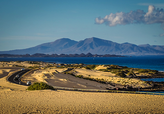 포토 JPG 해외이미지 공원 도로 지구 모래 바다 섬 여행 교통시설 자동차 자연 하늘 휴가 산 건조 풍경 사람없음 계곡 맑음 고요 사막 황무지 스페인 모래언덕 언덕 부식 멀리 내추럴 굴곡 되감기 방법 선로 전국 해외202004 해외포토 공공시설 유럽 길 육상교통 교통 날씨 시설 생태계 파일형식 이미지허브