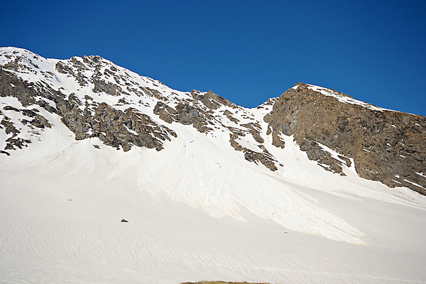 포토 JPG 해외이미지 계절 스포츠 로우앵글 자연 하늘 산 파노라마 풍경 사람없음 야외 가로 파란색 햇빛 계곡 봄 이탈리아 폭포 탐험 프랑스 흰색 위험 익스트림스포츠 산등성이 빙하 보안 충격 멀리 산봉우리 눈덩이 웅장함 제설기 산맥 해외202004 해외포토 유럽 뷰포인트 컬러 컨셉 눈_날씨 촬영기법 안전 태양 생태계 봉우리 제설 파일형식 이미지허브