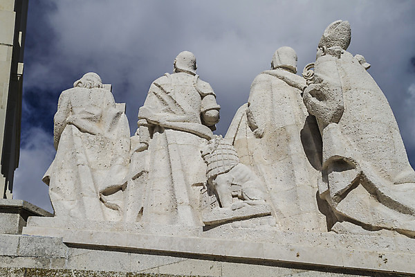 포토 JPG 해외이미지 손 기독교 종교 컨셉 관계 천사 함께함 창조 미술 사람없음 조각상 탑 검은색 성경 희망 터치 천주교 종 도움 영혼 스페인 구출 클래식 닫기 연결 집중 승진 돌봄 르네상스 마드리드 신앙심 헬프 해외202004 해외포토 건축물 감정 유럽 컬러 종교용품 모션 문화예술 신체부위 조형물 파일형식 이미지허브