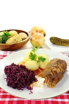 포토 JPG 해외이미지 접시 음식 양파 감자 육류 요리 사람없음 세트 식당 소고기 시골 굽기 가득함 잔치 베이컨 폭식 해외202004 해외포토 식기 채소 식재료 돼지고기 상점 구이 파일형식 이미지허브